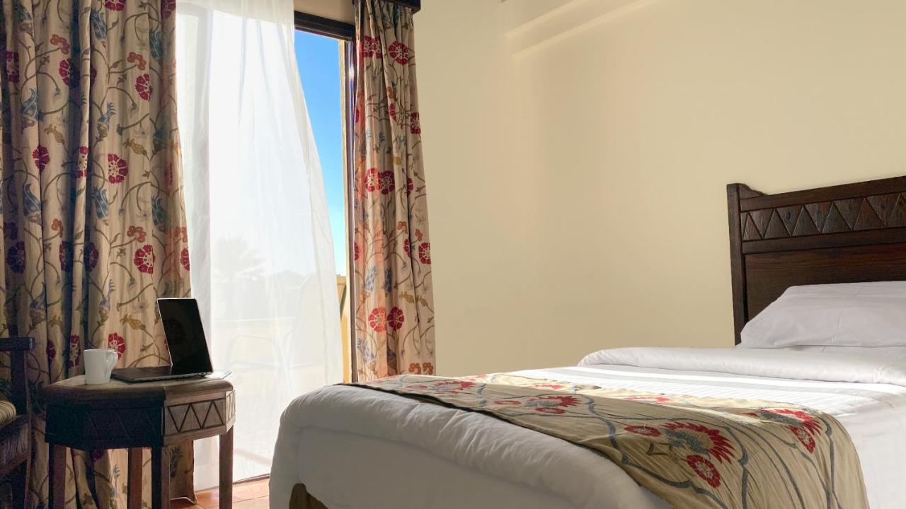 Onatti Beach Resort - Marsa Alam (Adults Only) El Qoseir ภายนอก รูปภาพ
