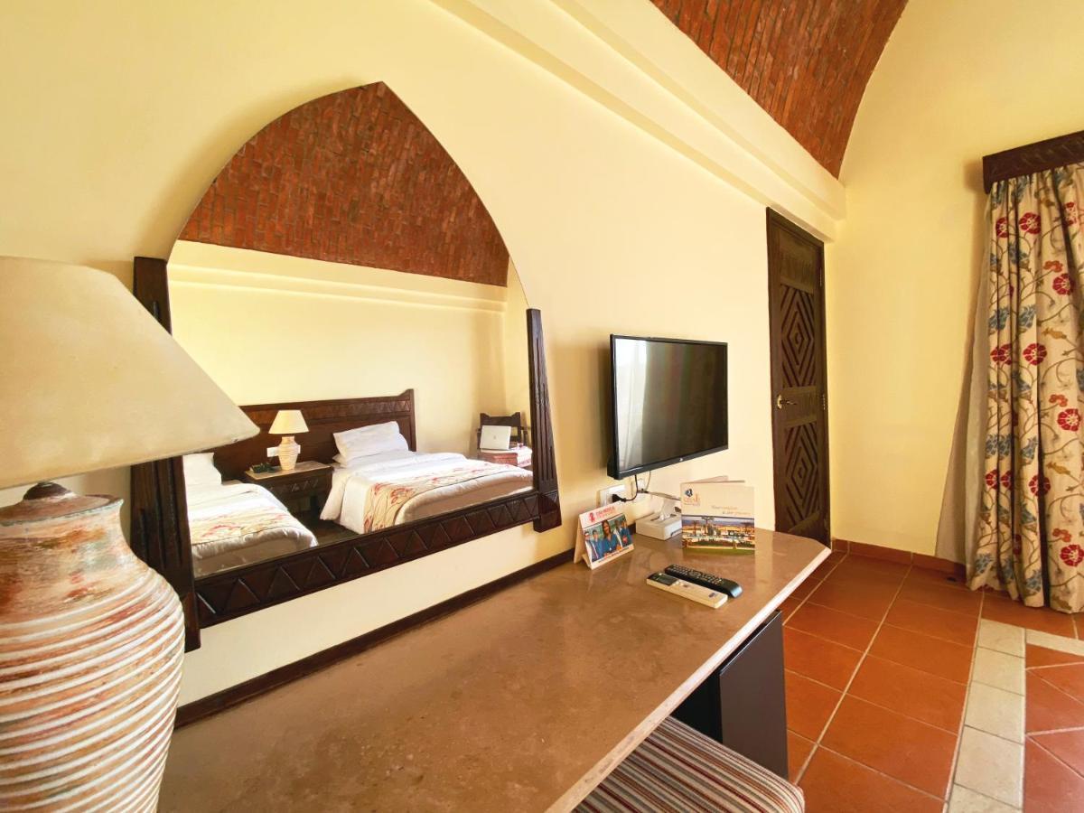 Onatti Beach Resort - Marsa Alam (Adults Only) El Qoseir ภายนอก รูปภาพ